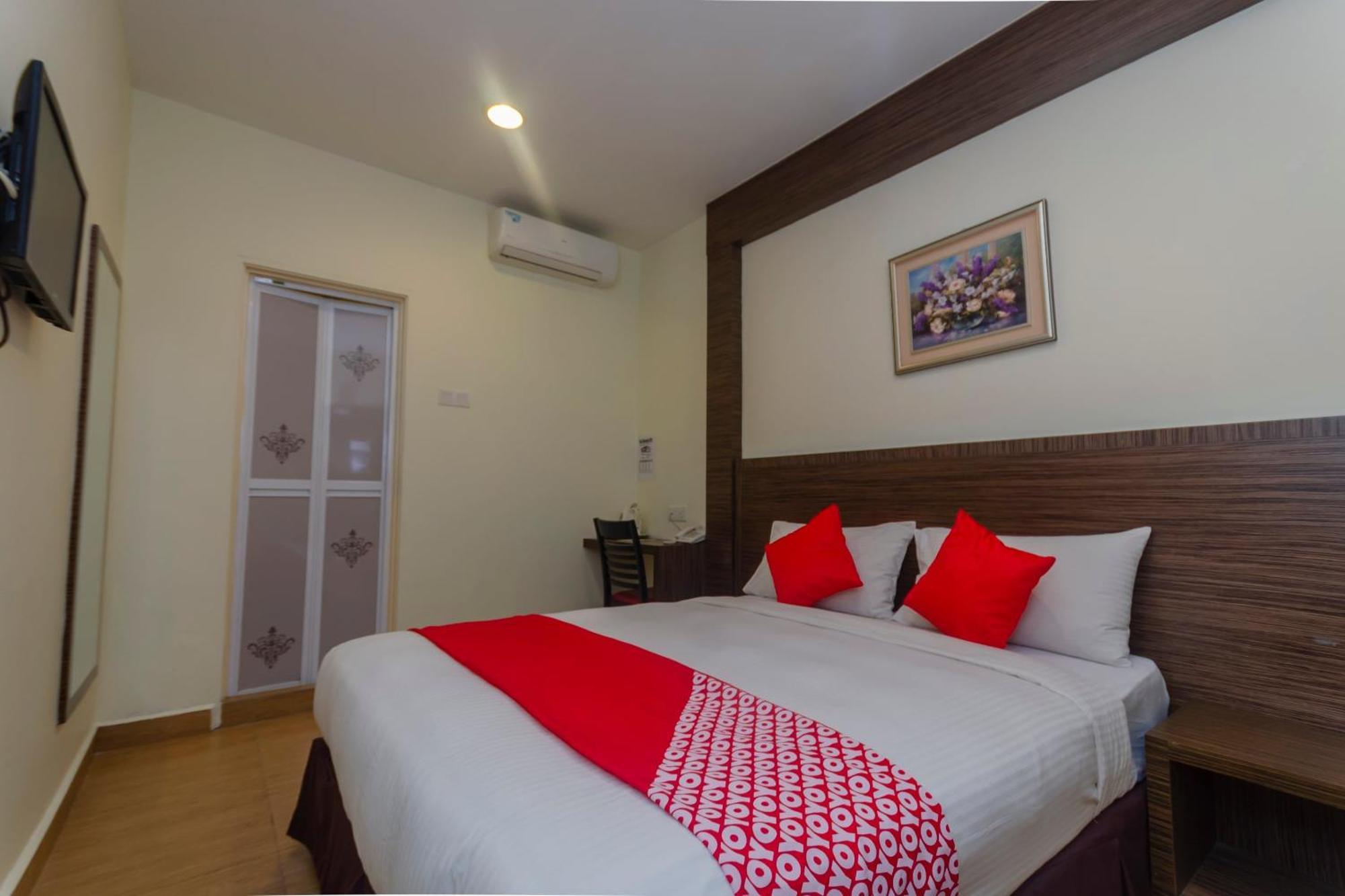 Super Oyo 596 The Vintage Hotel Johor Bahru Exterior foto